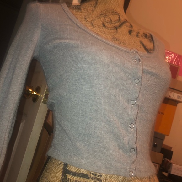 Forever 21 grey ribbed croptop 💕 - Picture 2 of 9